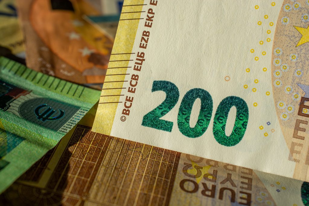 Are PR companies worth it for backlinks? They charge up to 2000$ for a >90 DA link